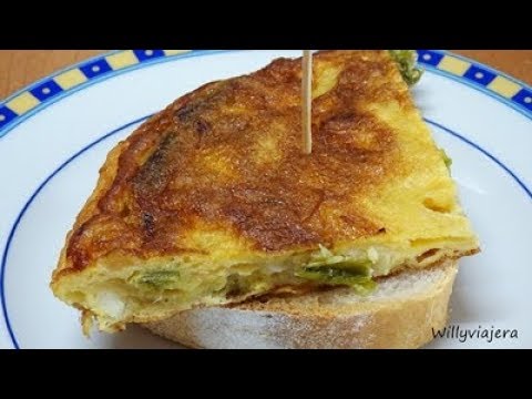 Receta fácil de tortilla de ajos tiernos y jamón